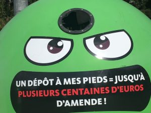 bulles à verre - Campagne "je t'observe"