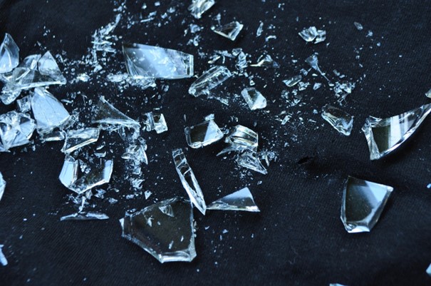 verres cassés verres cassés