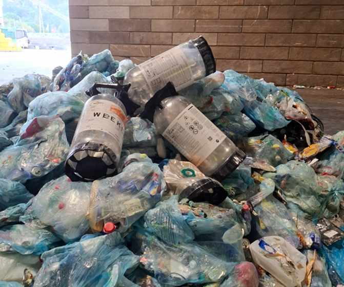 Bidons plus de 8 litres